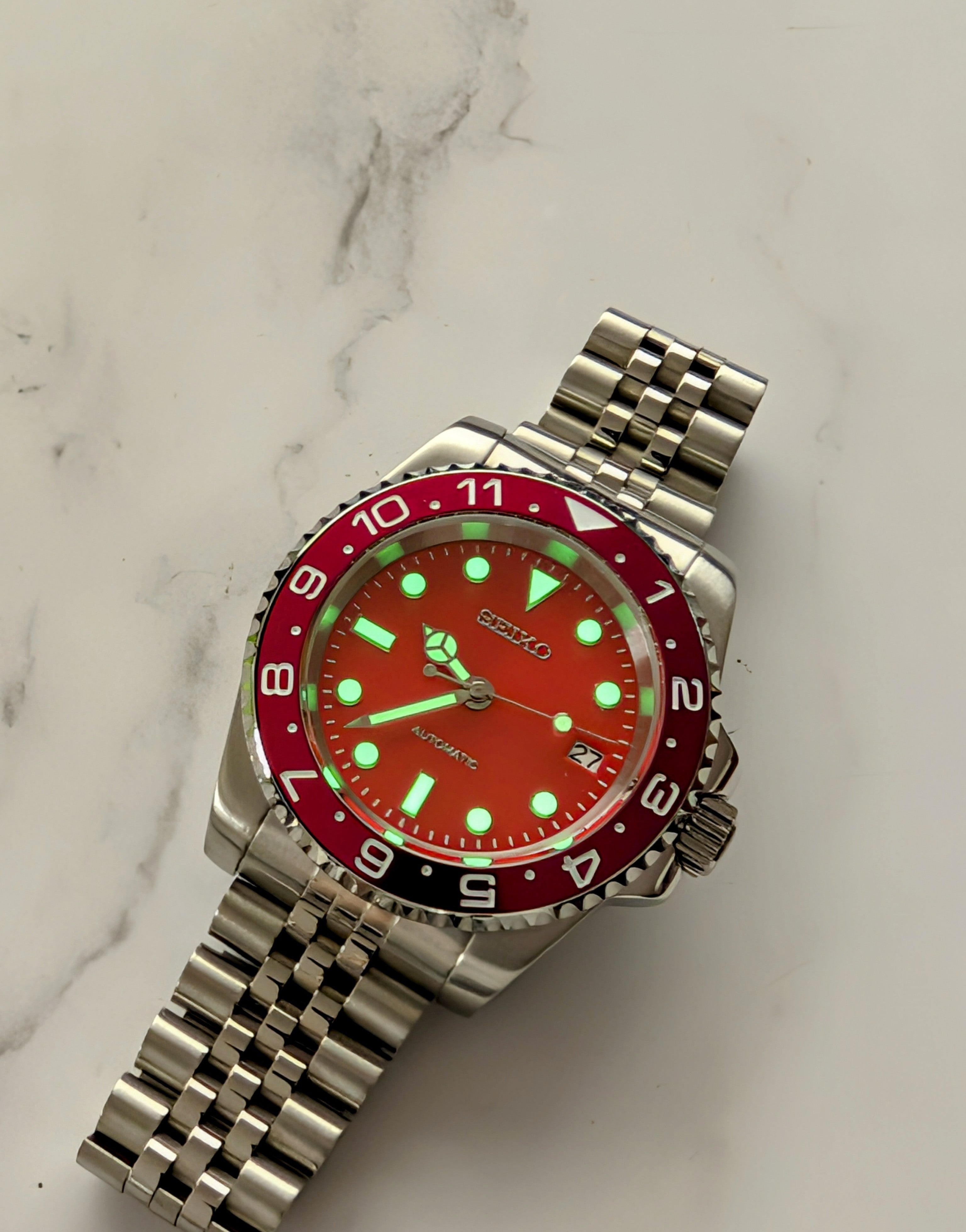Seiko MOD Diver Red 40mm Automatic