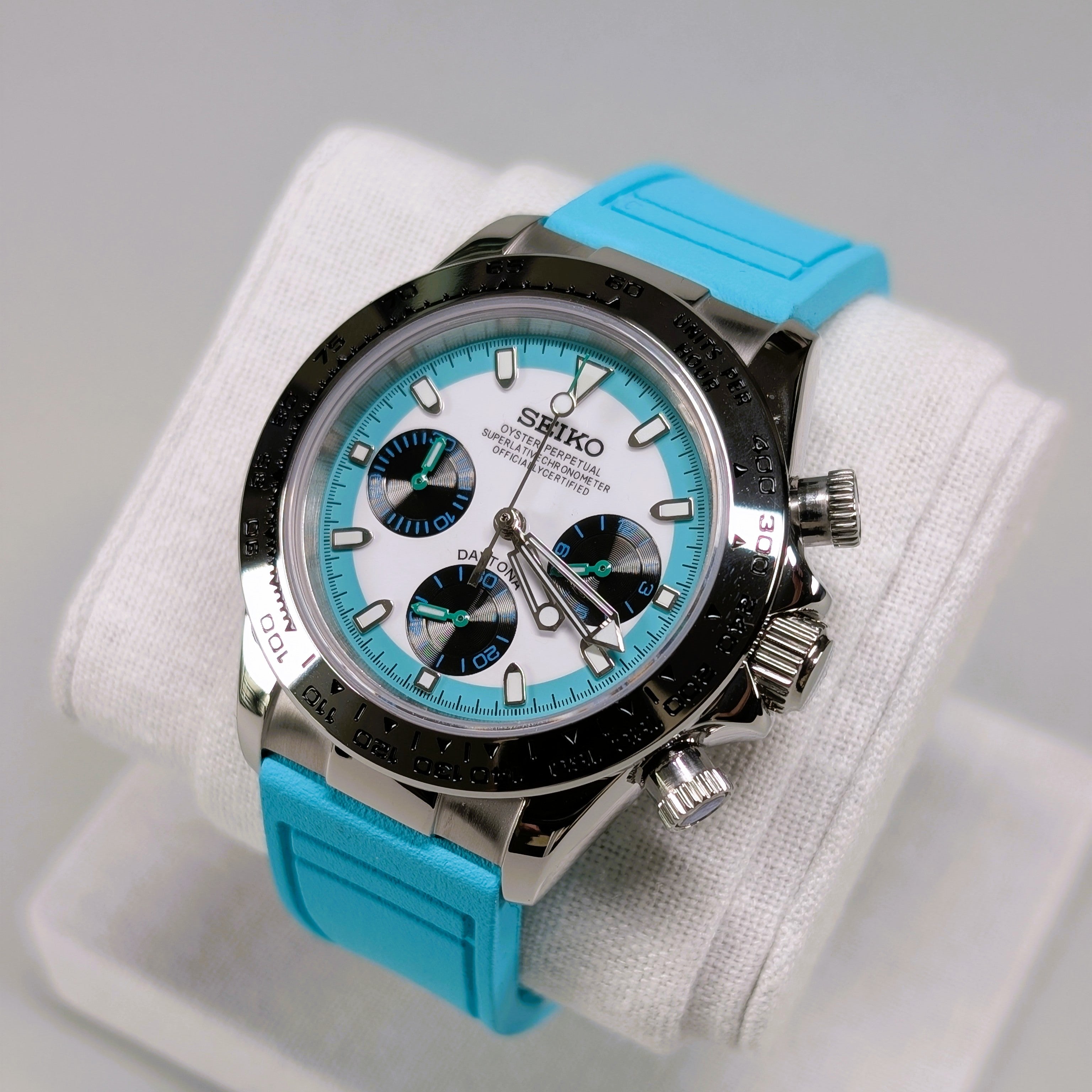 Seiko MOD Chronograph Mint Green 40mm
