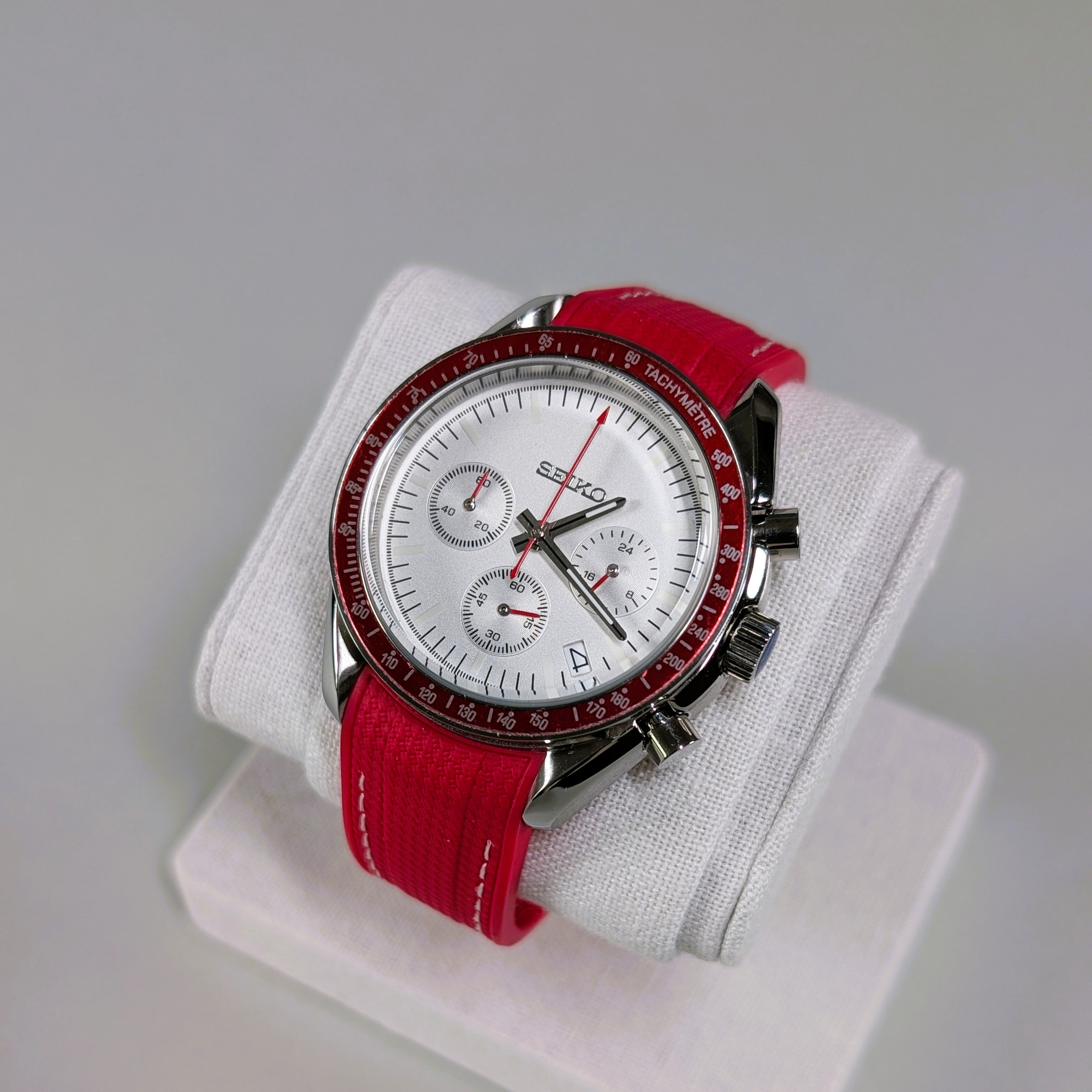 Seiko MOD Chronograph Red 40mm