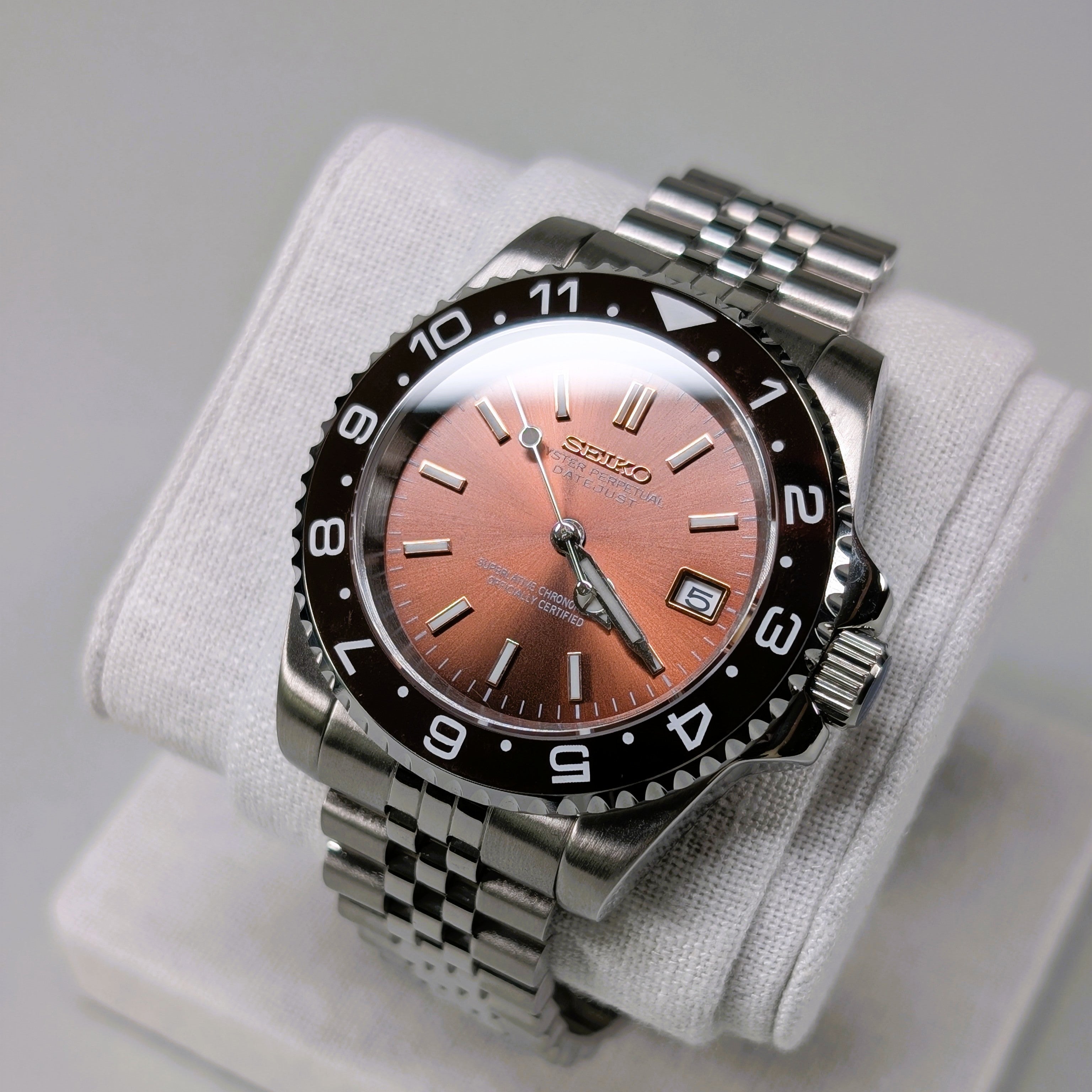 Seiko MOD Diver New Brown 40mm Automatic