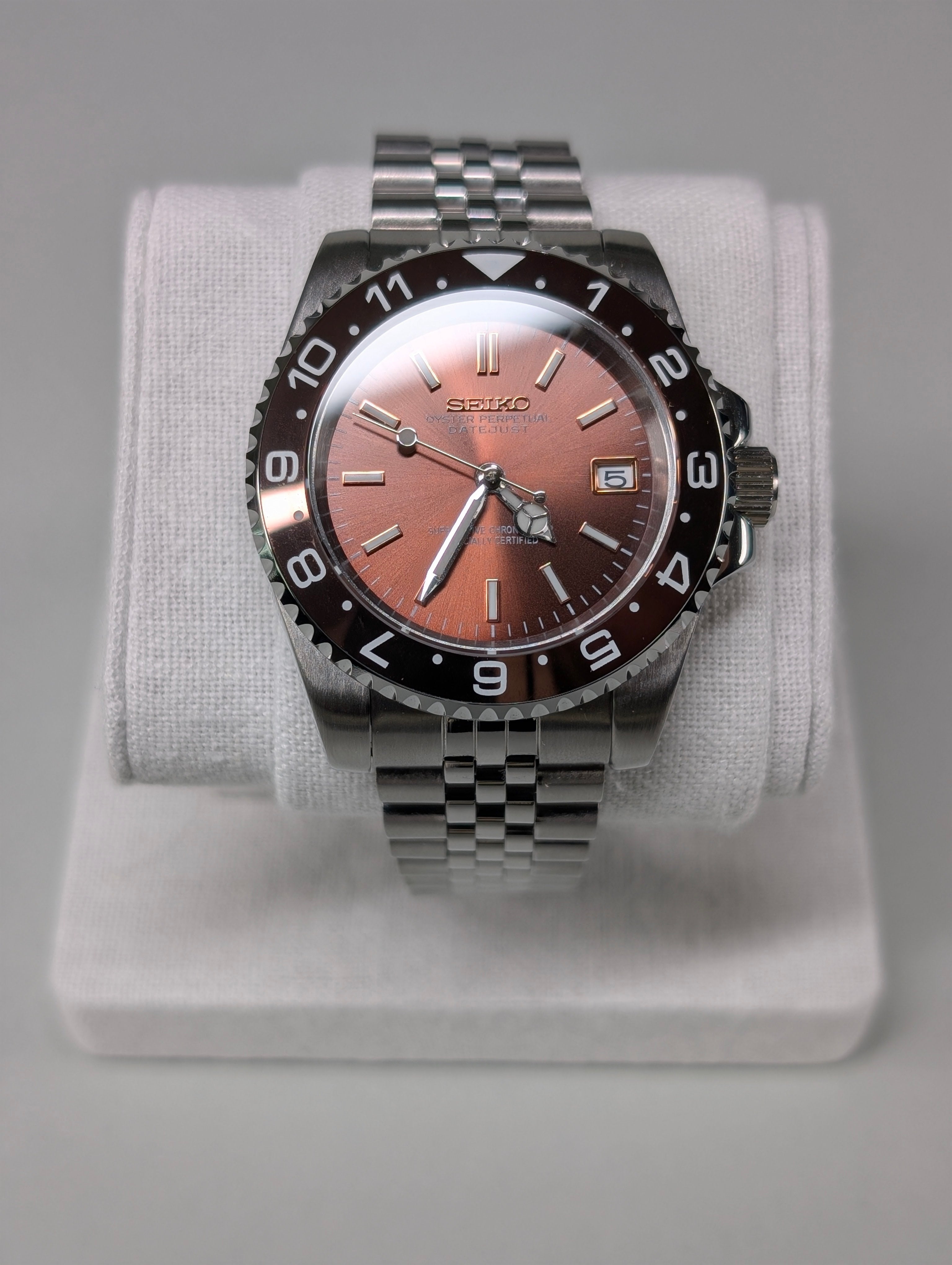 Seiko MOD Diver New Brown 40mm Automatic