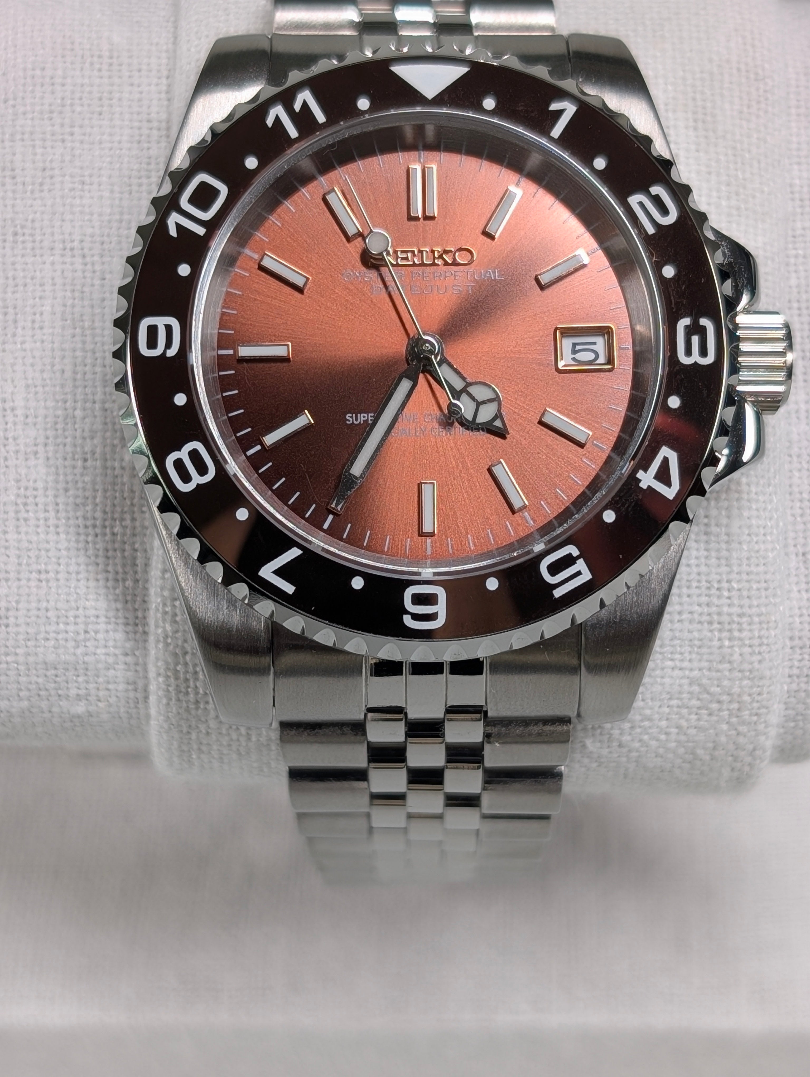 Seiko MOD Diver New Brown 40mm Automatic