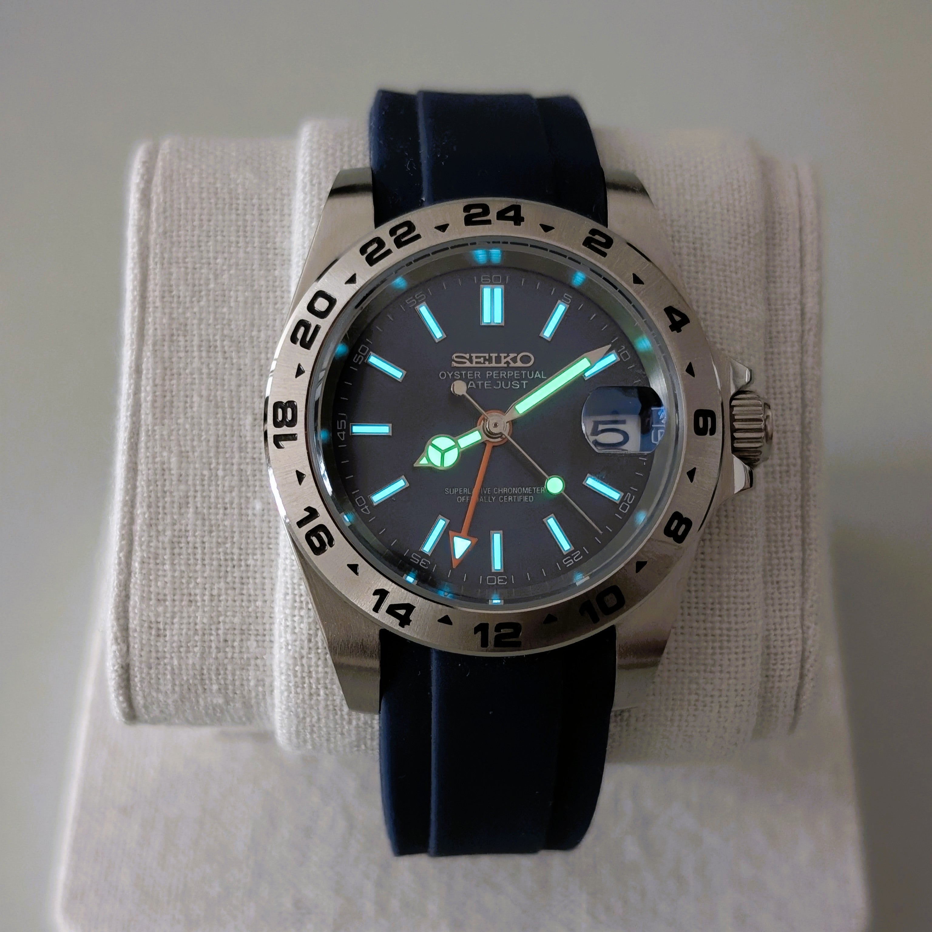 Seiko MOD GMT Explorer Blue 40mm Automatic