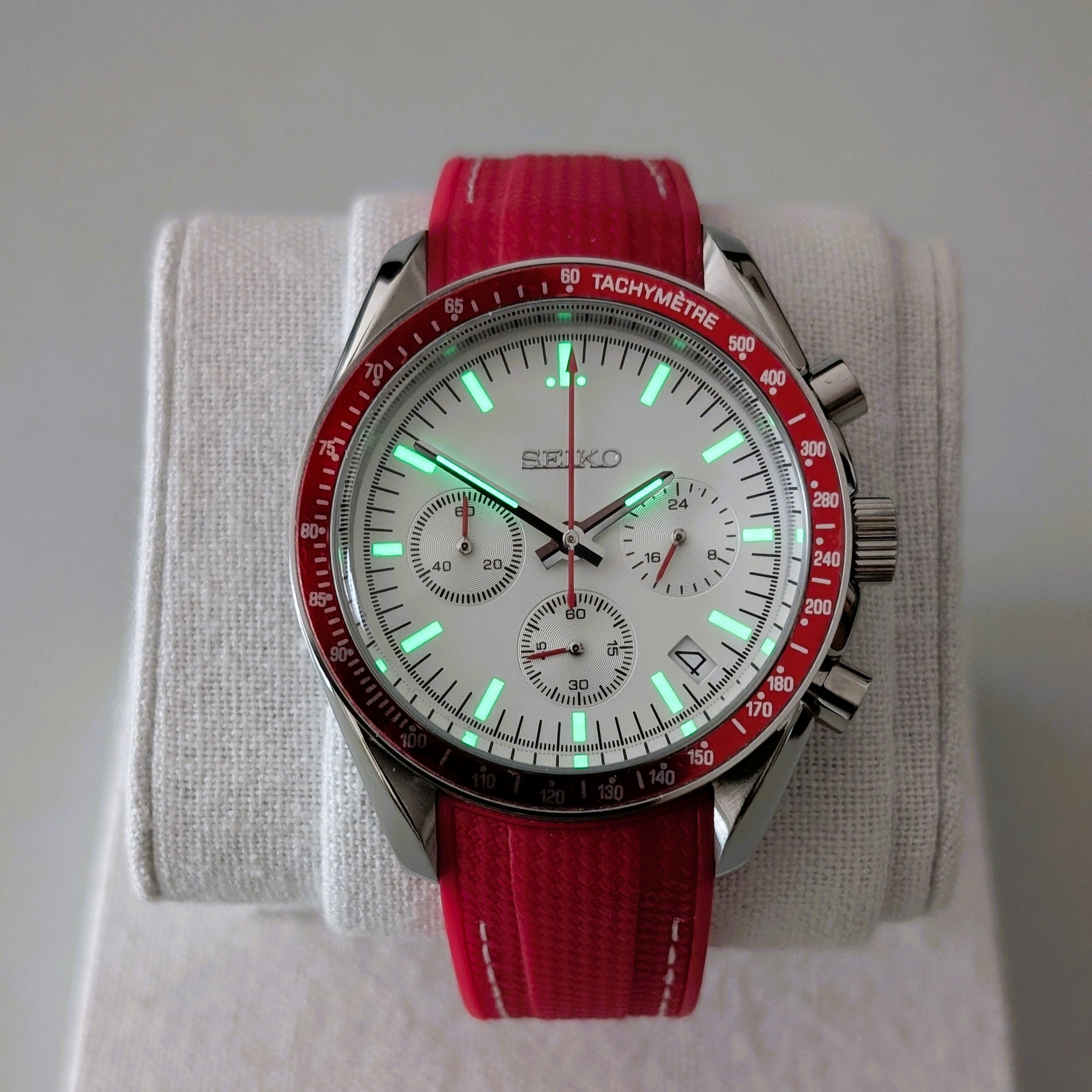 Seiko MOD Chronograph Red 40mm