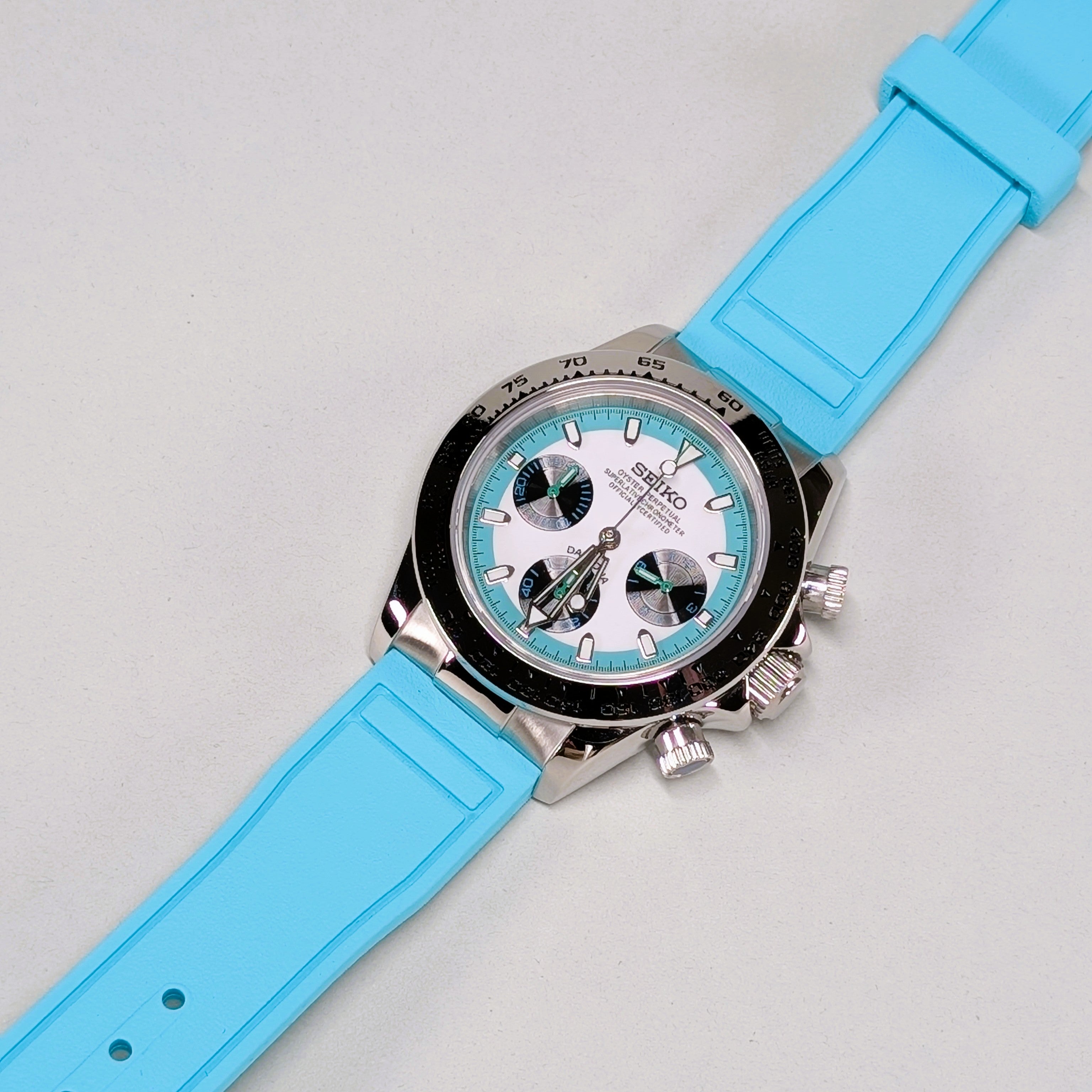 Seiko MOD Chronograph Mint Green 40mm