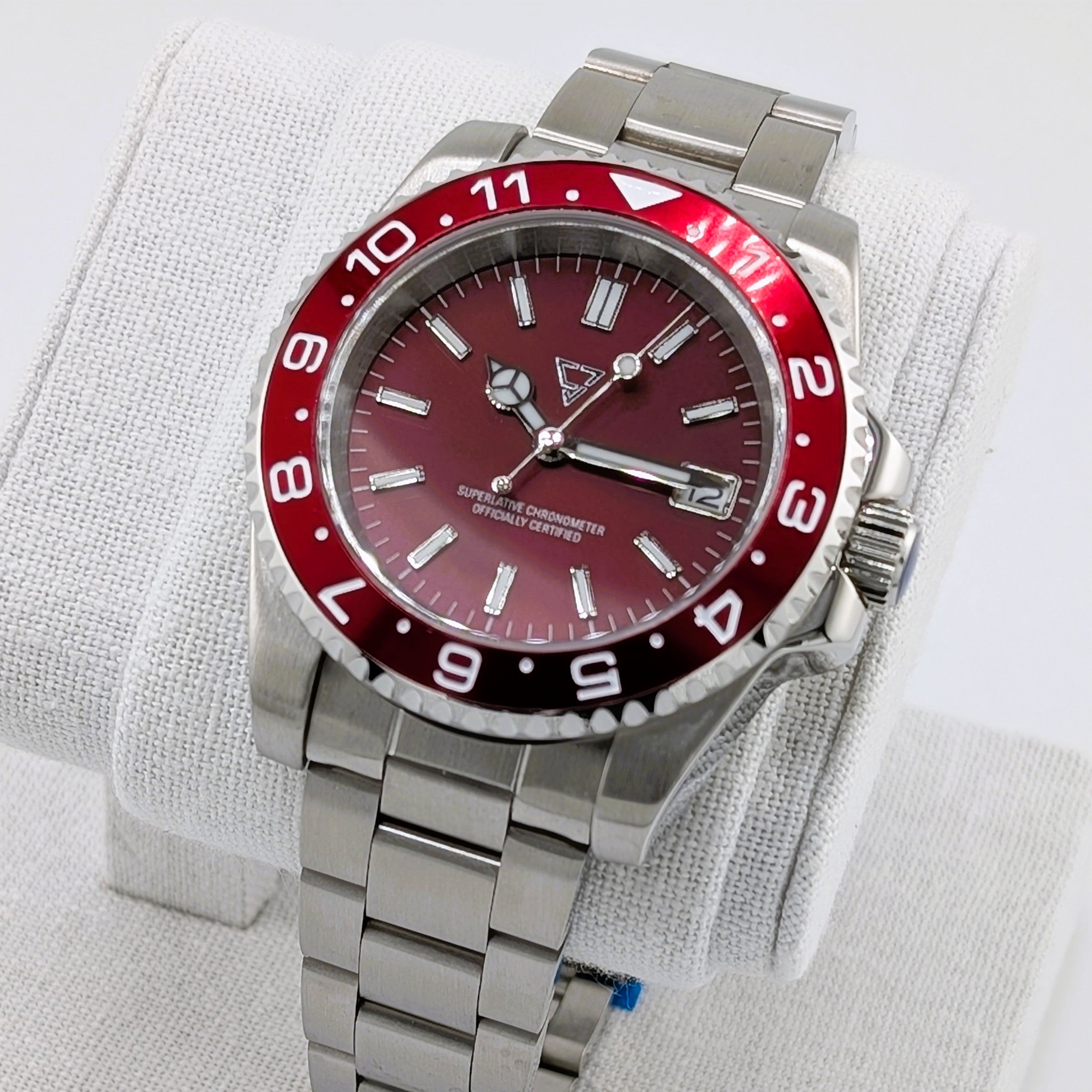 Diver Burgundy 40mm Automatic