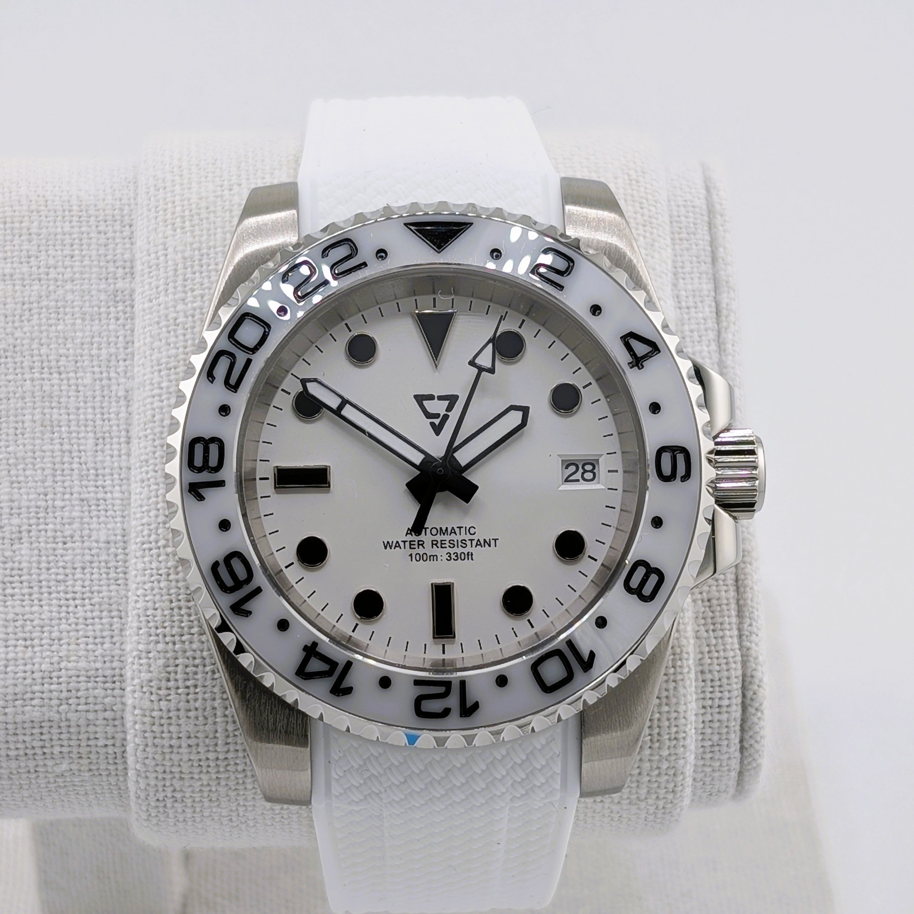 Diver White 40mm Automatic