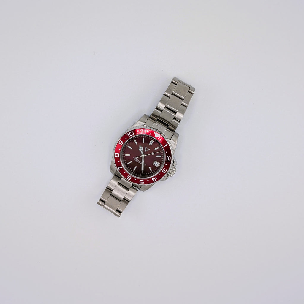 Diver Burgundy 40mm Automatic