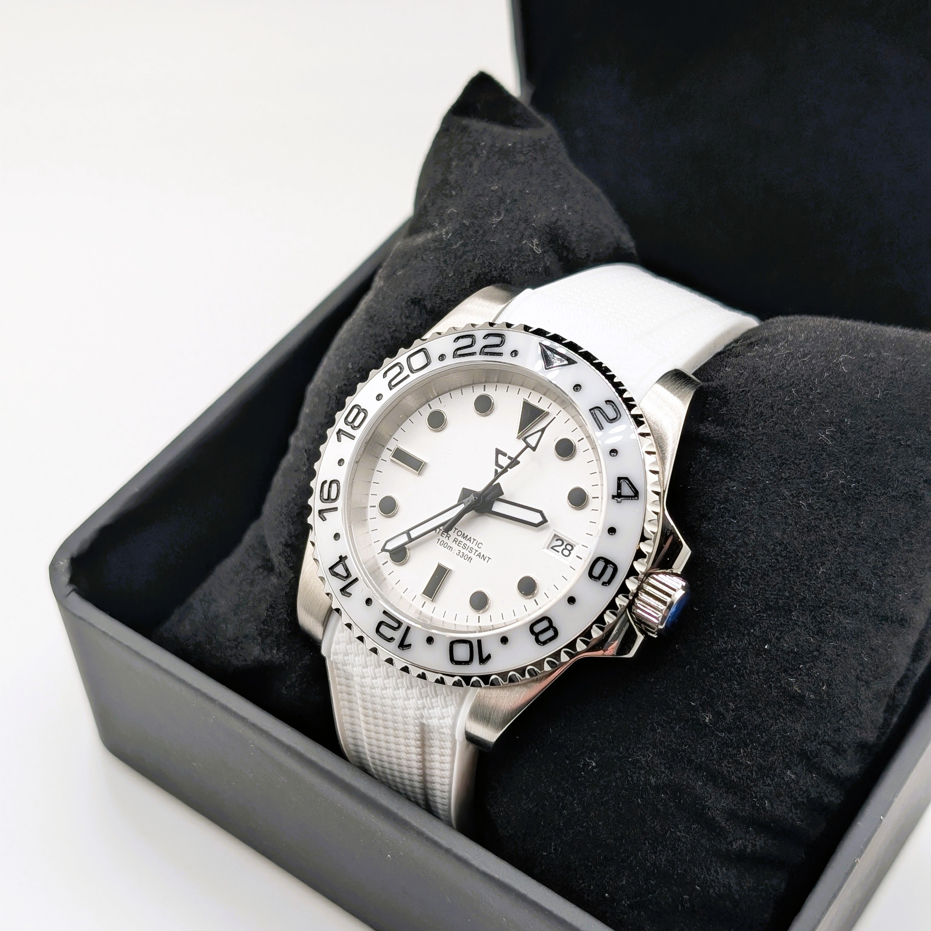 Diver White 40mm Automatic